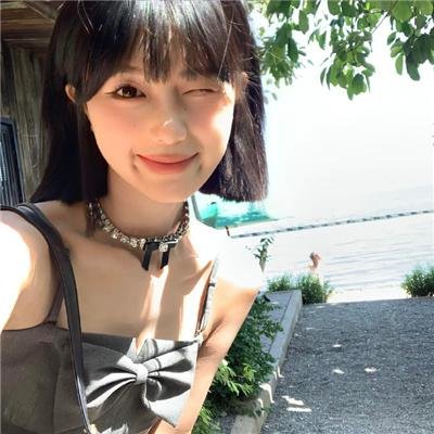 你像上帝一样吻我